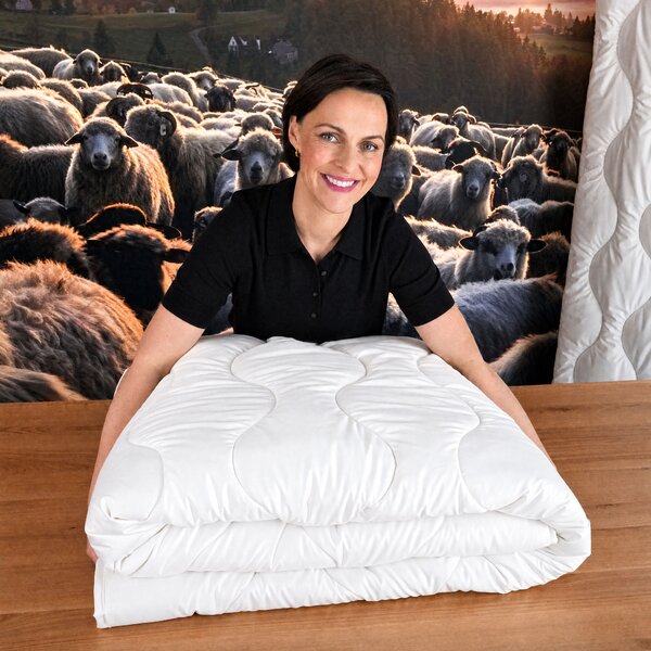 Prodloužená dvoulůžková vlněná přikrývka Besky Premium — luxusní vlněná deka pro dva z nejlepší ovčí vlny z Beskyd