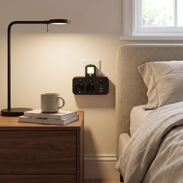 Toolight Toolight, JNH017, zásuvkový rozbočovač 2 zásuvky + 2× USB-A + USB-C s LED světlem, černá, OSW-56308