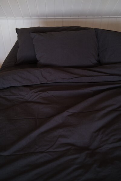 Povlečení z organické bavlny Crinkle Phantom Black 150 × 210 cm