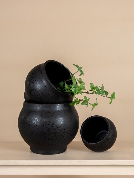 Keramický obal na květiny Berghalla Black Medium