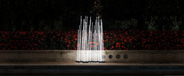 Artemide Venkovní sloupek Reeds Triple, 22 W, IP67