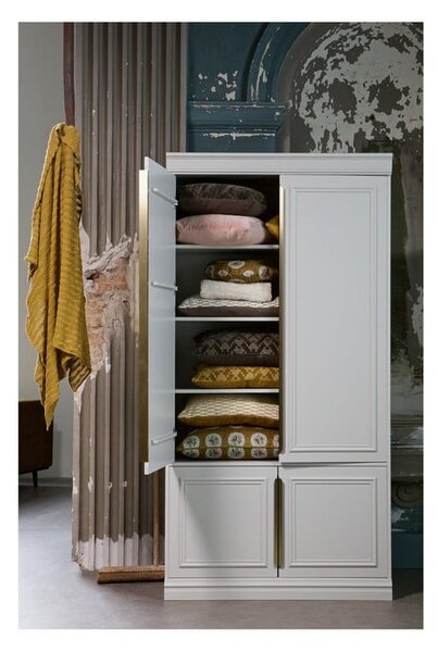 Světle šedá šatní skříň z borovicového dřeva 110x215x44 cm Organize – WOOOD