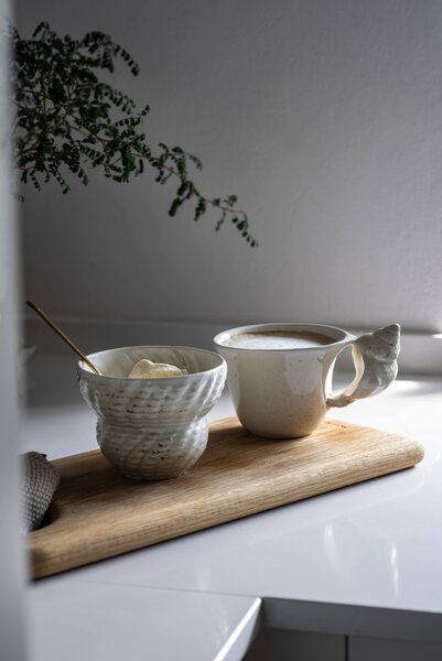 Christina Iversen Studio Porcelánový hrnek Konkylie CHI103
