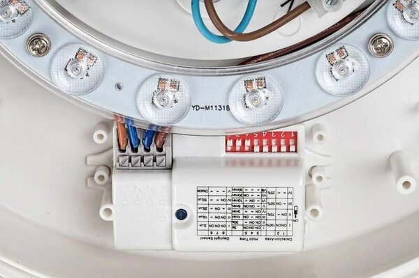 Rabalux 75012 LARCIA - LED bílé stropní svítidlo s čidlem, Ø 28,5cm, 19W, 4000K, IP44 (Senzorové svítidlo vhodné do koupelny i chodbu)