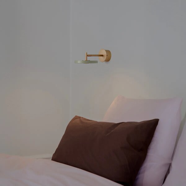 Umage Nástěnné LED svítidlo ASTERIA Short, 12W, h. 25 cm, 2700K stmívatelné Barva: Bílá-mosaz