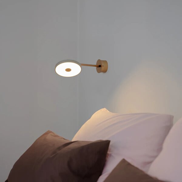 Umage Nástěnné LED svítidlo ASTERIA, 12W, h. 42 cm, 2700K stmívatelné Barva: Bílá-mosaz