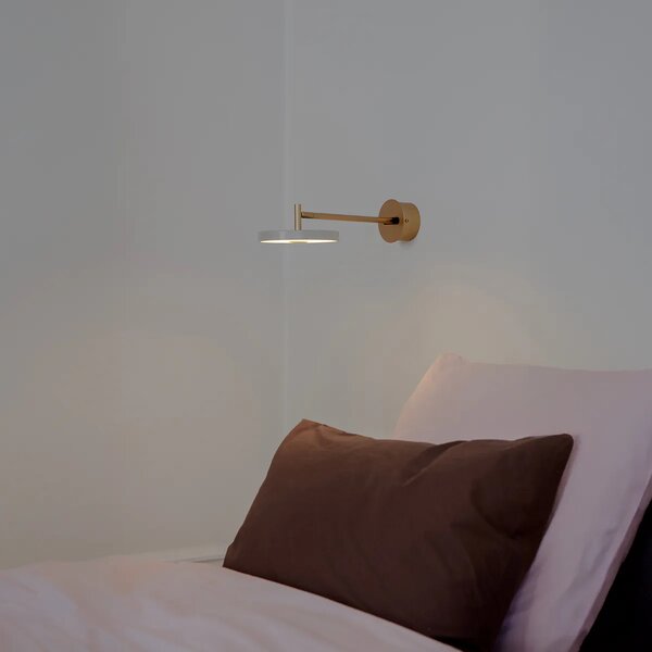 Umage Nástěnné LED svítidlo ASTERIA, 12W, h. 42 cm, 2700K stmívatelné Barva: Bílá-mosaz