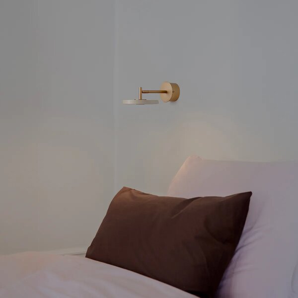 Umage Nástěnné LED svítidlo ASTERIA Short, 12W, h. 25 cm, 2700K stmívatelné Barva: Bílá-mosaz