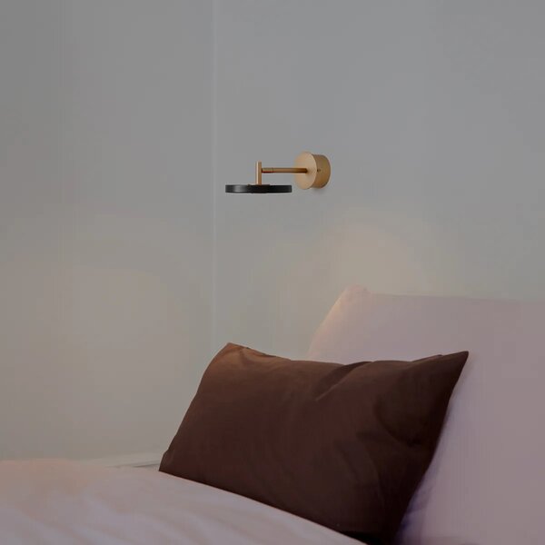 Umage Nástěnné LED svítidlo ASTERIA Short, 12W, h. 25 cm, 2700K stmívatelné Barva: Bílá-mosaz