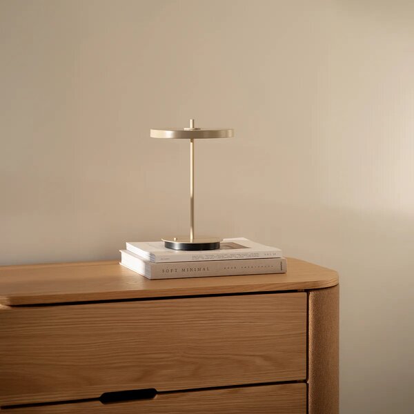 Umage Přenosná LED stolní lampa ASTERIA Monochrome, v. 30,6 cm, 4- krokové stmívání Barva: Modrá