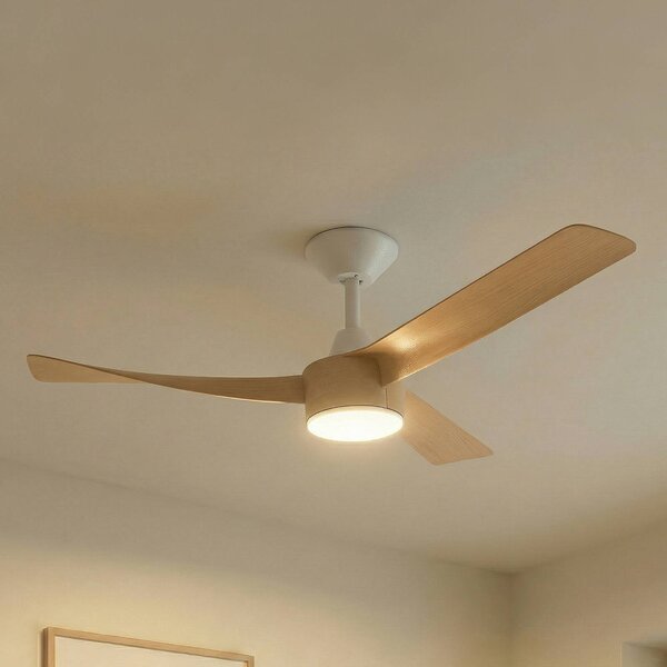 Lucande Stropní ventilátor Airona s LED osvětlením, bílý/dřevěný, DC, tichý,, stmívatelný, Světlé dřevo, Obývací pokoj / jídelna, Plast, Moderní