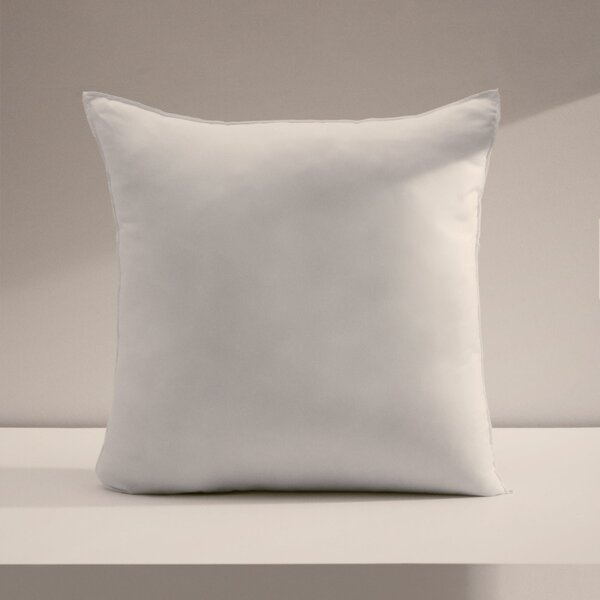 Bílá polyesterová výplň do polštáře Kave Home Fluff 50 x 50 cm