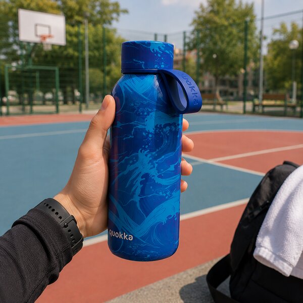 Nerezová termoláhev s poutkem Solid, 510ml, Quokka, waves