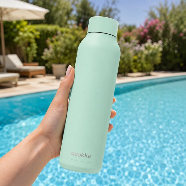 Nerezová termoláhev Solid Powder, 630ml, Quokka, mátová
