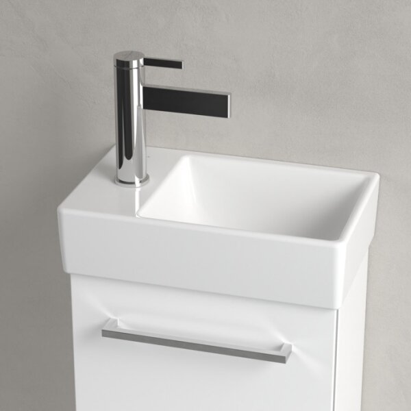 Villeroy & Boch 43003R01 - Závěsné umyvadlo AVENTO 36x22 cm keramika/bílá