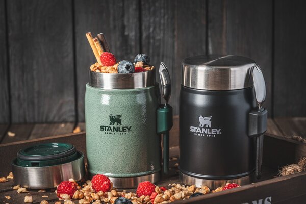 STANLEY Termoska na jídlo se lžící/vidličkou The Legendary Classic Food Jar 400 ml Matte Black Pebble