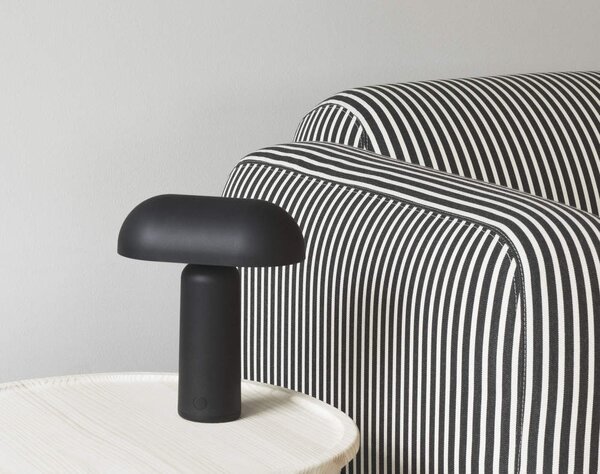 Normann Copenhagen Přenosná stolní lampa Porta, black 510110