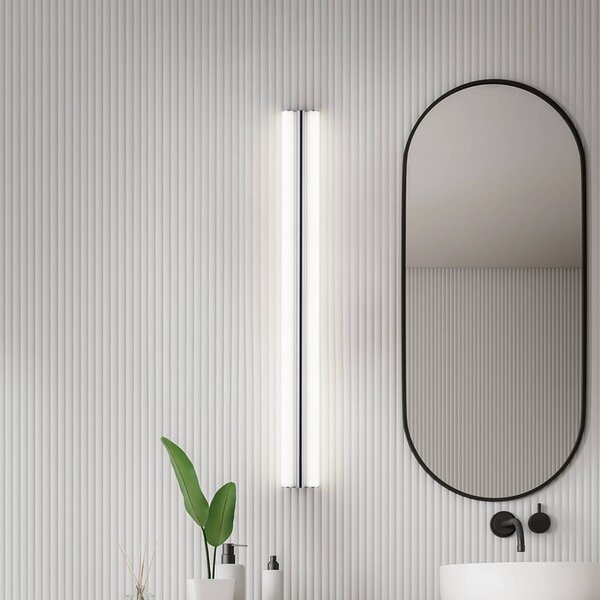 Helestra LED zrcadlová lampa LOOM, délka 90 cm, chrom, IP44, Chrom / stříbro, Koupelna, kov