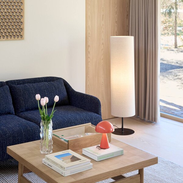 Hübsch Stojací lampa Sable, písková barva, výška 120 cm, textil, Krémová / jantar, Obývací pokoj / jídelna, Textil / tkanina / hedvábí, Design
