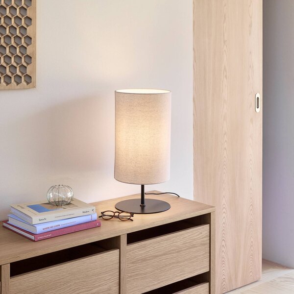 Hübsch Stolní lampa Sable, písková barva, výška 50 cm, textil, Krémová / jantar, Obývací pokoj / jídelna, Textil / tkanina / hedvábí, Design