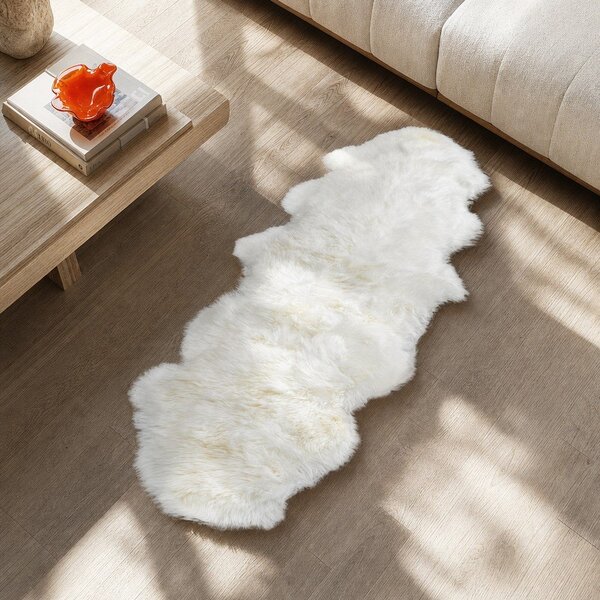 Bílá ovčí kožešina Native Natural Double, 60 x 240 cm