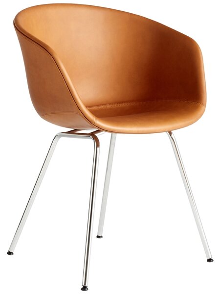 HAY Koňakově hnědá kožená židle AAC 27 s kovovou podnoží