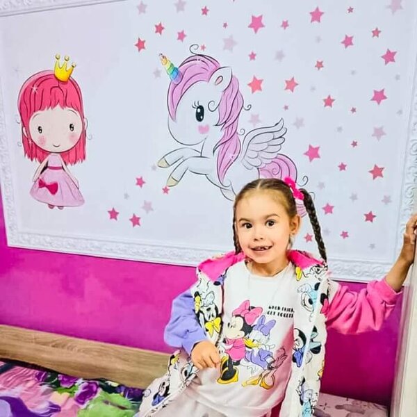 INSPIO-textilní přelepitelná samolepka - Samolepky na zeď pro holčičky - Princezna a jednorožec