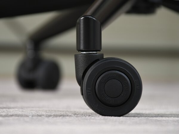 Židle Oscaro (dub černý + černá). Akce -10%