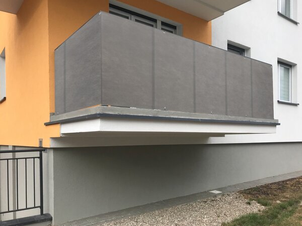 Balkonová zástěna OSLO šedá, výška 100 cm, šířka různé rozměry MyBestHome Rozměr: 100x300 cm rozteč 50 cm