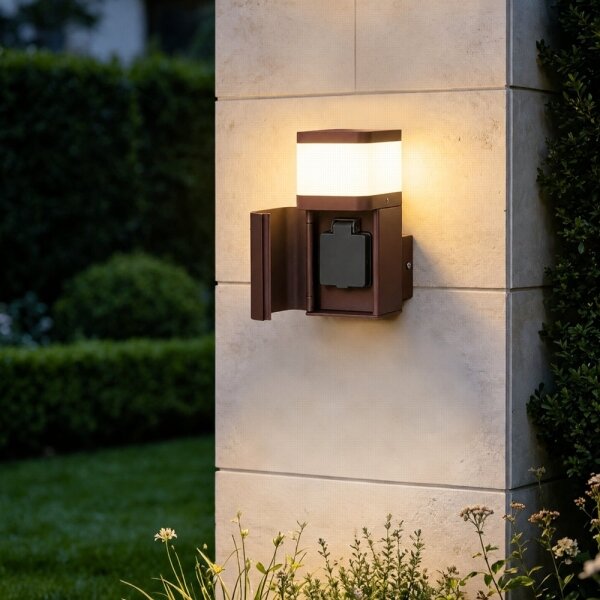 BRILAGI - Venkovní nást. lampa se zás. SCHUKO PILLAR 1xG9/11W/230V IP44 hnědá