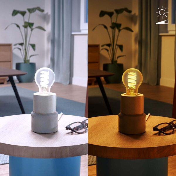 WiZ Smart LED Žárovka s tradičním vzhledem, čirá, 40 W 470lm 2200-6500K (RGB) A60 E27