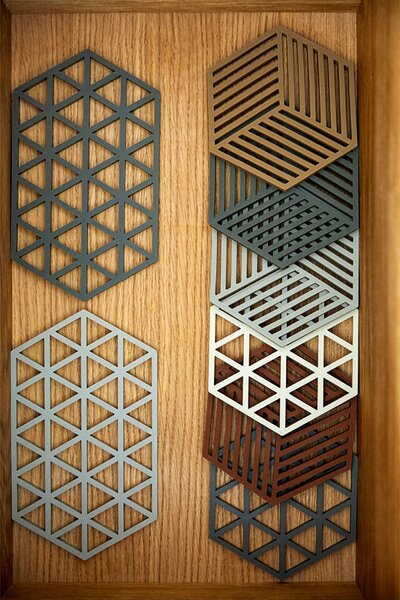 Zone Denmark Silikonová podložka pod horké Hexagon Olive Taupe