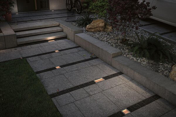 P 95743 Solární LED zemní svítidlo Sorea soumrakový senzor IP67 hranaté 100x100mm 2200K 0,1W 5lm 3,7V kov kartáčovaný ABS/polykarbonát/ocel - PAULMANN