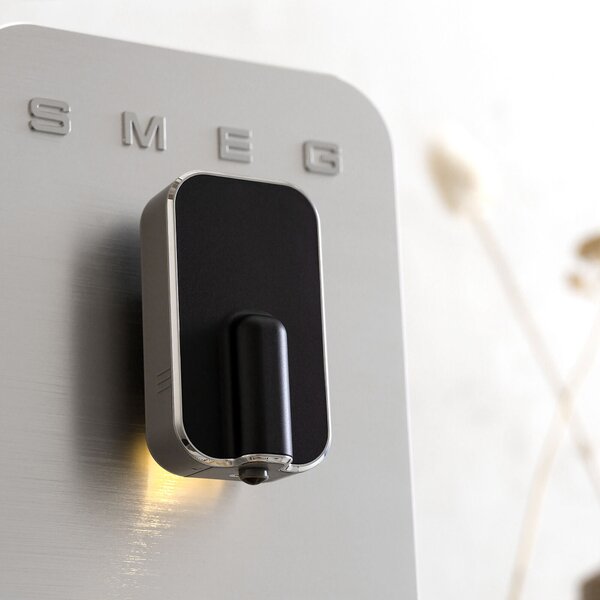 Smeg BCC11BLMEU Presovač 50's Style Basic II černý
