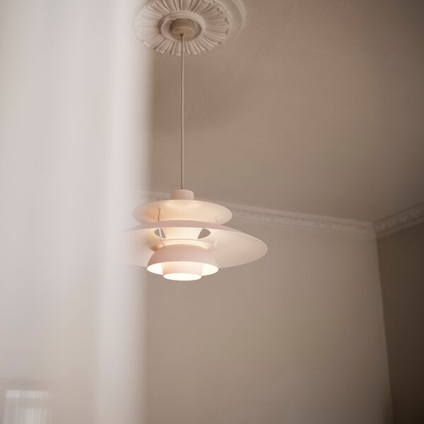 LOUIS POULSEN Závěsná lampa PH 5, Monochrome burgundy