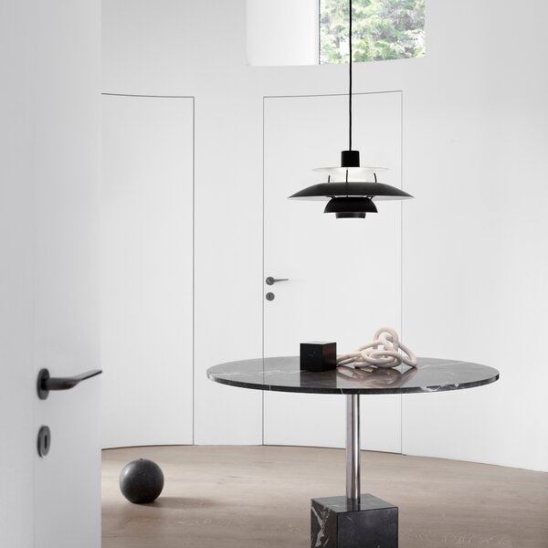 LOUIS POULSEN Závěsná lampa PH 5, Monochrome burgundy