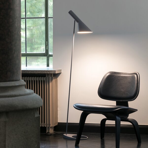 LOUIS POULSEN Stojací lampa AJ, Black