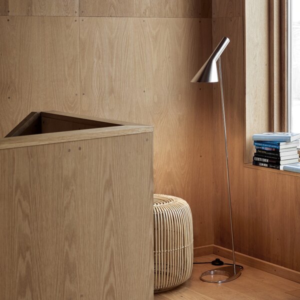 LOUIS POULSEN Stojací lampa AJ, Black