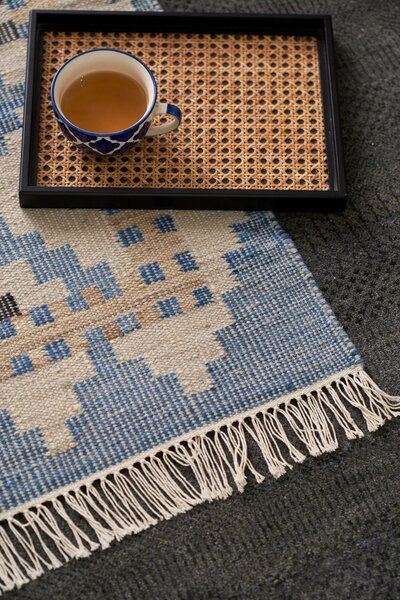 Diamond Carpets India, Ručně vázaný kusový koberec Casablanca DE 2255 Multi Colour, 80x150, modrá, chodba / předsíň