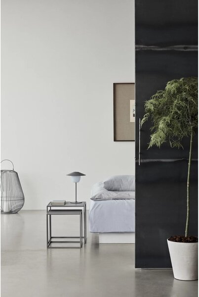 Světle šedé kovové konferenční stolky v sadě 2 ks 40x40 cm Fera – Blomus