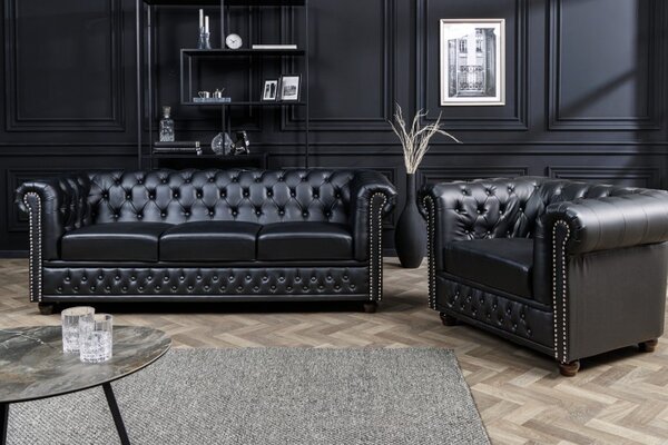 Pohovka CHESTERFIELD 3M 205 CM černá umělá kůže Nábytek | Obývací pokoj | Sedací soupravy a pohovky | Pohovky | Pevné