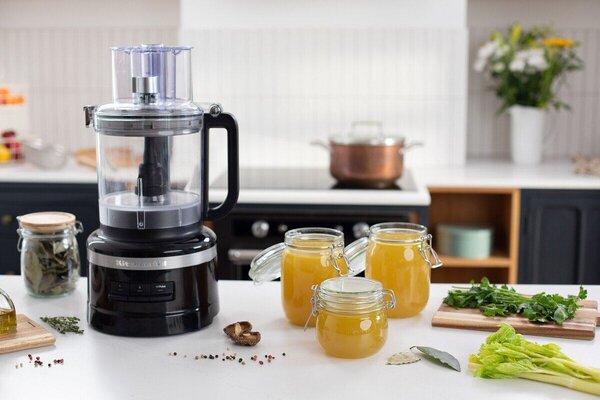 KitchenAid 5KFP0921EBM Kuchyňský mixér 2,1 l černý matný