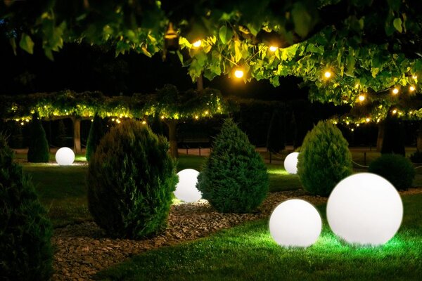 Nowodvorski Lighting Cumulus venkovní stojací lampa 1x60 W bílá 6978