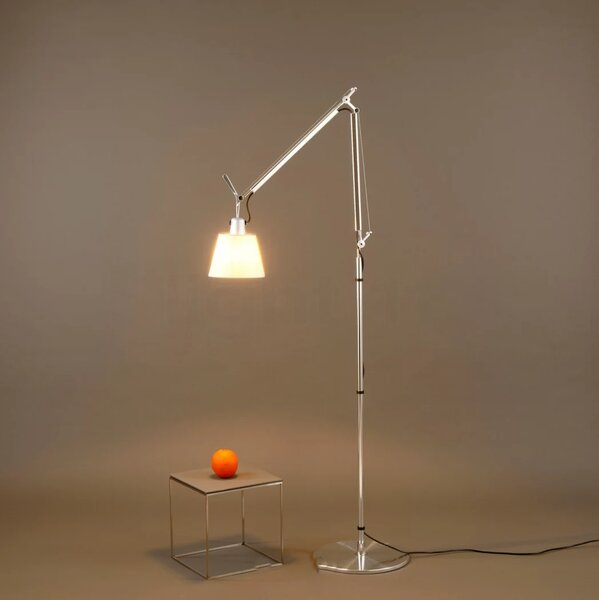 Artemide 52TOL Tolomeo Basculante 180 Terra, stojací lampa s vypínačem, pergamenové stínítko, 1x10W LED E27, výška 103-170cm