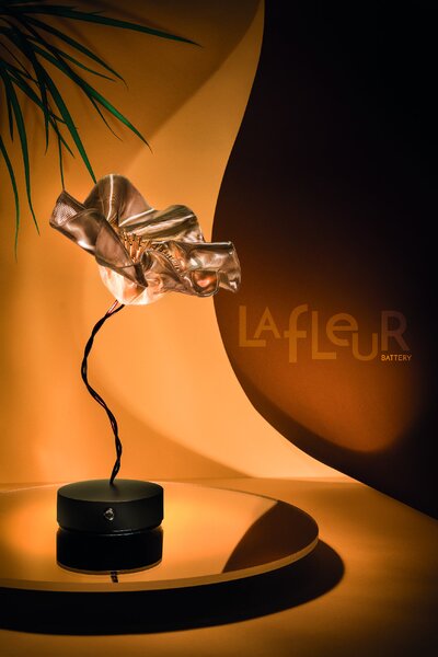 SLAMP LAFT000VLV000BT000EU Lafleur Velvet battery, stolní designová lampička na baterii, 1,3W LED 2700K, výška 26cm