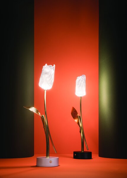 SLAMP TULT000PRS000BDBLBEU Tulip battery, stolní designová lampička na baterii s černým podstavcem, 1,3W LED 2700K, výška 38cm
