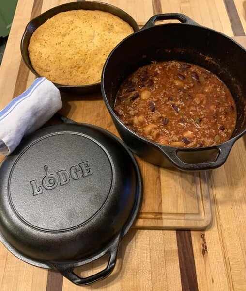 Litinový combo hrnec Double Dutch Oven Lodge 4,7 l