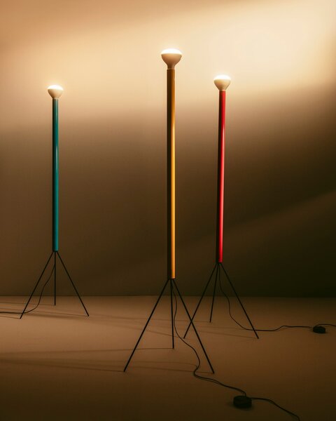 Flos F3772003 Luminator, nadčasová stojací lampa se stmívačem, 1x105W E27, modrá, výška 189cm