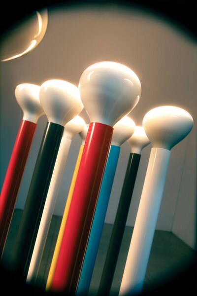 Flos F3772003 Luminator, nadčasová stojací lampa se stmívačem, 1x105W E27, modrá, výška 189cm