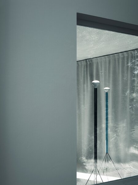 Flos F3772033 Luminator, nadčasová stojací lampa se stmívačem, 1x105W E27, antracit, výška 189cm